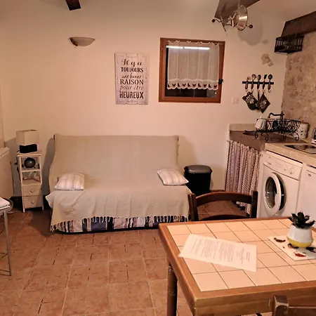 Le Cabanon Holiday home Fuveau